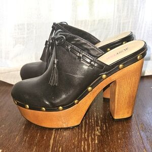Clog Heels - 9